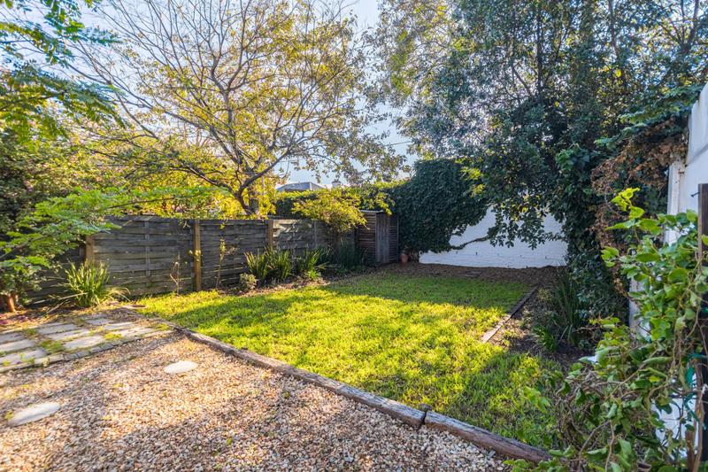 2 Bedroom Property for Sale in Claremont Western Cape